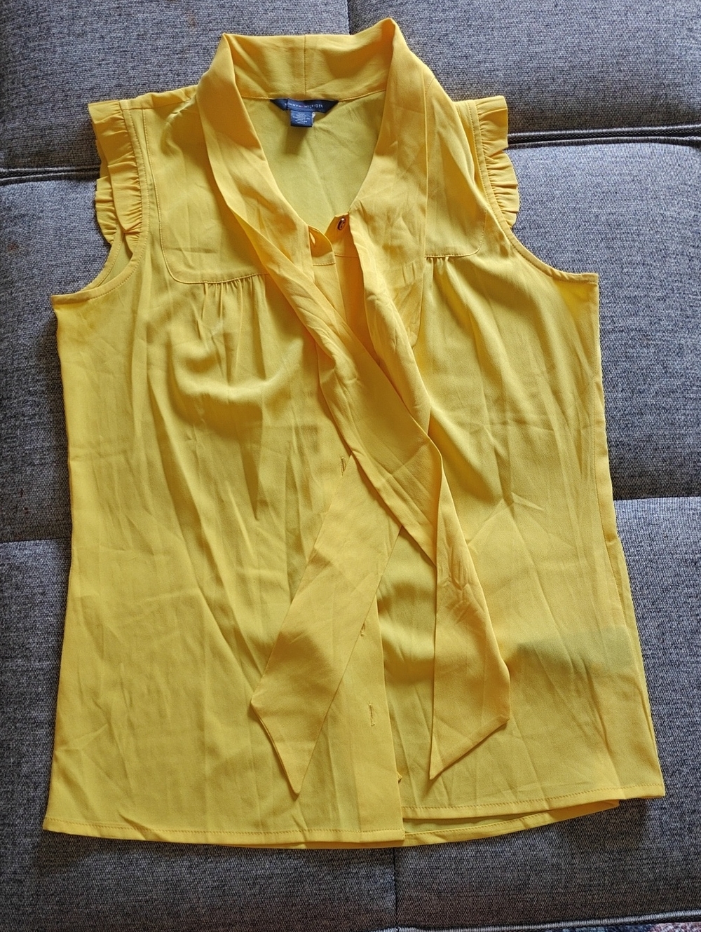 Tommy Hilfiger Yellow Sleeveless Tie-Neck Blouse